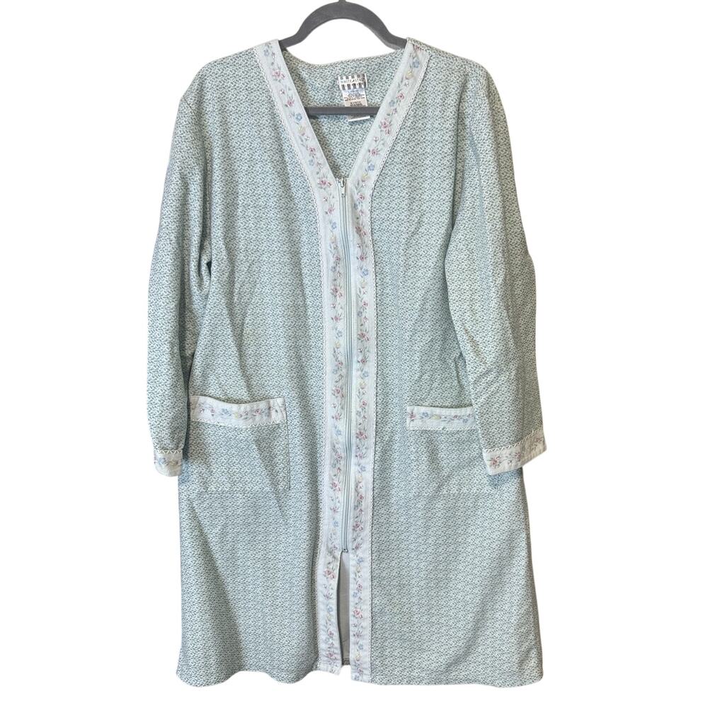 White Stag Mint Green Floral-Trim Long Robe